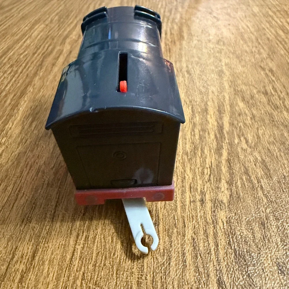 Mattel Thomas & Friends Motorized Train Engine Track Master HDY64 Toy